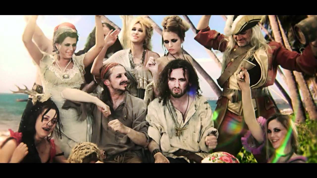 Pirate Hard-Rock Band Plays At The Wild Buffalo